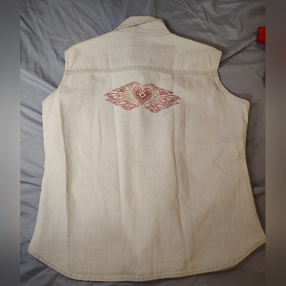 Embroidered Heart Wing Light Denim Vest Size Large Rhinestones
